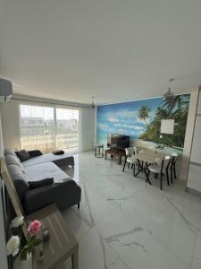 Χώρος καθιστικού στο Apartments in Four Seasons 2