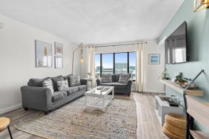 Posezení v ubytování Stunning Ocean View 2 bedroom