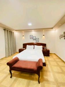 Φωτογραφία από το άλμπουμ του Hall of fame suites σε Γιαουντέ