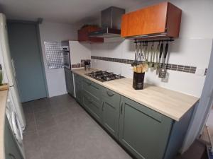 Η κουζίνα ή μικρή κουζίνα στο Les jardins de VIX +29 φωτογραφίες