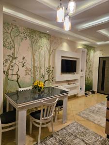 Μια τηλεόραση ή/και κέντρο ψυχαγωγίας στο Sharm Hills