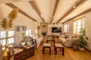 Μια τηλεόραση ή/και κέντρο ψυχαγωγίας στο Vinodol Hilltop Estate