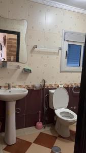 Un baño de ksar sghir,Tanger Med 4 fotos más