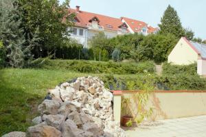 Vonkajšia záhrada v ubytovaní Fortuna 7 Apartments