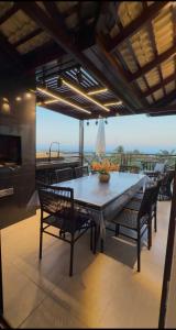 En balkon eller terrasse på Beach Place Resort