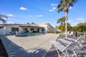 Бассейн в Villa De Paradisio - 347 или поблизости