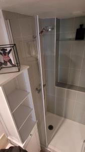 Et badeværelse på LA GRENILLE + 21 billeder