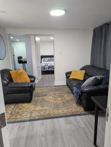 Φωτογραφία από το άλμπουμ του Stay At Brick Home στο Τορόντο