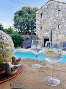 Ποτά στο L'uzanges +52 φωτογραφίες