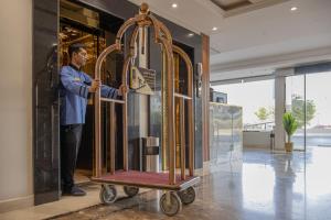 Ahli kakitangan di شقق جوانة Joanna Serviced Apartments