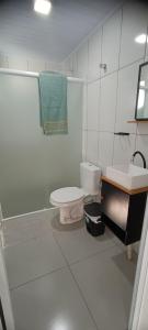 Koupelna v ubytování Loft Serra Gaúcha-Bem estar no coração de Nova Petrópolis + 5 fotografií