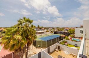 Swimmingpoolen hos eller tæt på Modern Luxury Stay at Daher Residence by Bocobay + 16 billeder