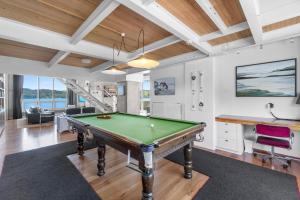 Billardbord på The Grand Apartment - Silo Complex