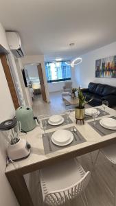 Χώρος καθιστικού στο Moderno Apartamento Equipado en Los Palos Grandes - Caracas +10 φωτογραφίες
