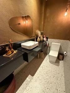 Koupelna v ubytování Casa Temporada Praia do Forte, Complexo Iberostate, 5 Suítes + 154 fotografií