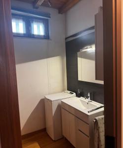 Koupelna v ubytování Monolocale di Kris