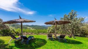 Naturlandskabet i nærheden af villaen