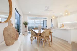 Φωτογραφία από το άλμπουμ του Basalt Beach House σε Bargara