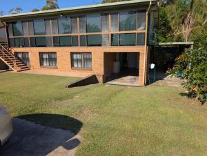 Το κτήριο όπου στεγάζεται  η παραθεριστική κατοικία