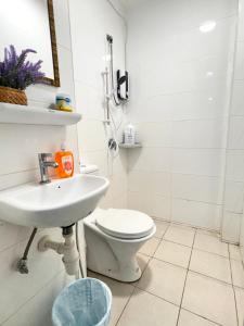 Ένα μπάνιο στο S6-03 Metrocity Square Condominium-3R2B-8 Pax