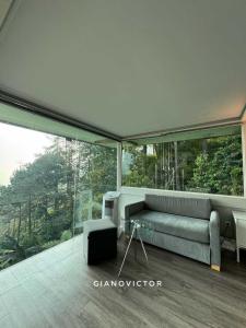 Fotografie z fotogalerie ubytování The Pine Forest Villas v destinaci Pondok Cipaseban