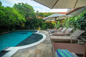 Bazén v ubytování Gunakaya Homestay nebo v jeho okolí