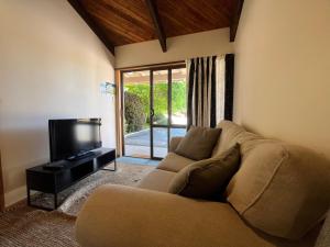 Posezení v ubytování Mt Aspiring Suite - Near Roys Peak