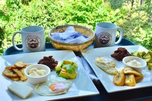 Jídlo v kempu nebo okolí