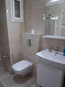 Ένα μπάνιο στο Lac 2 Luxury flat C +6 φωτογραφίες