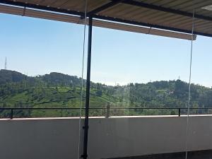 Gallery image of Cherry Blossom in Kotagiri