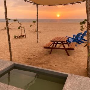 Φυσικό τοπίο κοντά σε οργανωμένο κάμπινγκ