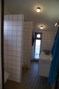 Ένα μπάνιο στο Bergen Holiday Home +23 φωτογραφίες
