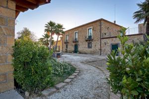 Photo de la galerie de l'établissement Agriturismo Conte Ruggero, à Centuripe