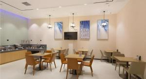 Μια τηλεόραση ή/και κέντρο ψυχαγωγίας στο City Comfort Inn Liuzhou High-speed Railway Station Entrance