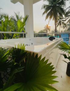 Πισίνα στο ή κοντά στο Shades Ivory - Agonda Beach Resort +11 φωτογραφίες