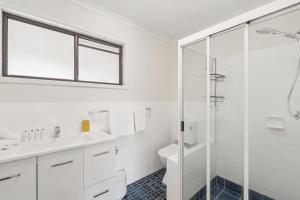 Ένα μπάνιο στο Sandy's Getaway +20 φωτογραφίες