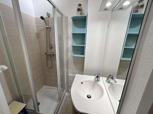 Ένα μπάνιο στο 539 - Appartement T2 avec vue splendide sur la mer +6 φωτογραφίες