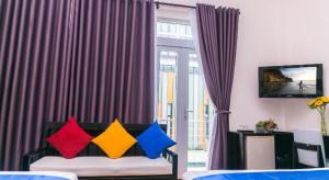 TV/trung tâm giải trí tại Blue Star Hotel Nha Trang