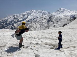 Επισκέπτες που μένουν στο わくわく自然体験の宿ゲストハウス山楽 +82 φωτογραφίες