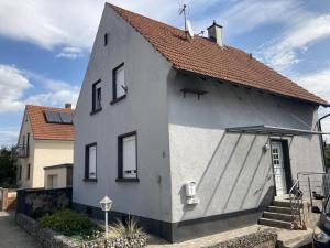 Το κτήριο όπου στεγάζεται  το διαμέρισμα