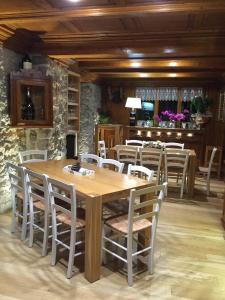 A restaurant or other place to eat at Val Del Rio