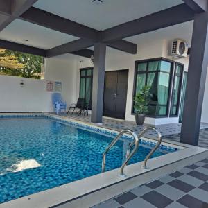 Bazén v ubytování Saz Horizon nebo v jeho okolí