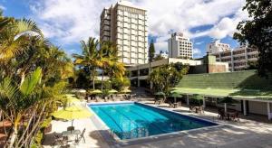 Πισίνα στο ή κοντά στο Hotel Honduras Maya