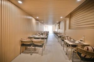 Εστιατόριο ή άλλο μέρος για φαγητό στο New green meadows