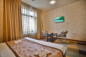 Μια τηλεόραση ή/και κέντρο ψυχαγωγίας στο New green meadows