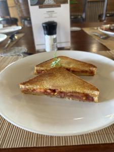 Φαγητό σε αυτό το bed & breakfast ή κάπου εκεί κοντά +51 φωτογραφίες