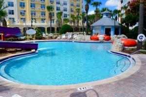 Bazén v ubytování Calypso Cay Vacation Villas nebo v jeho okolí
