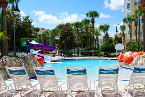 Bazén v ubytování Calypso Cay Vacation Villas nebo v jeho okolí