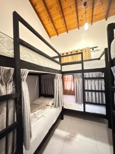 Φωτογραφία από το άλμπουμ του Nomad's Peak Hiriketiya σε Dikwella +2 φωτογραφίες