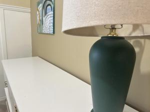 Ένα ή περισσότερα κρεβάτια σε δωμάτιο στο Lucky Home +1 φωτογραφίες